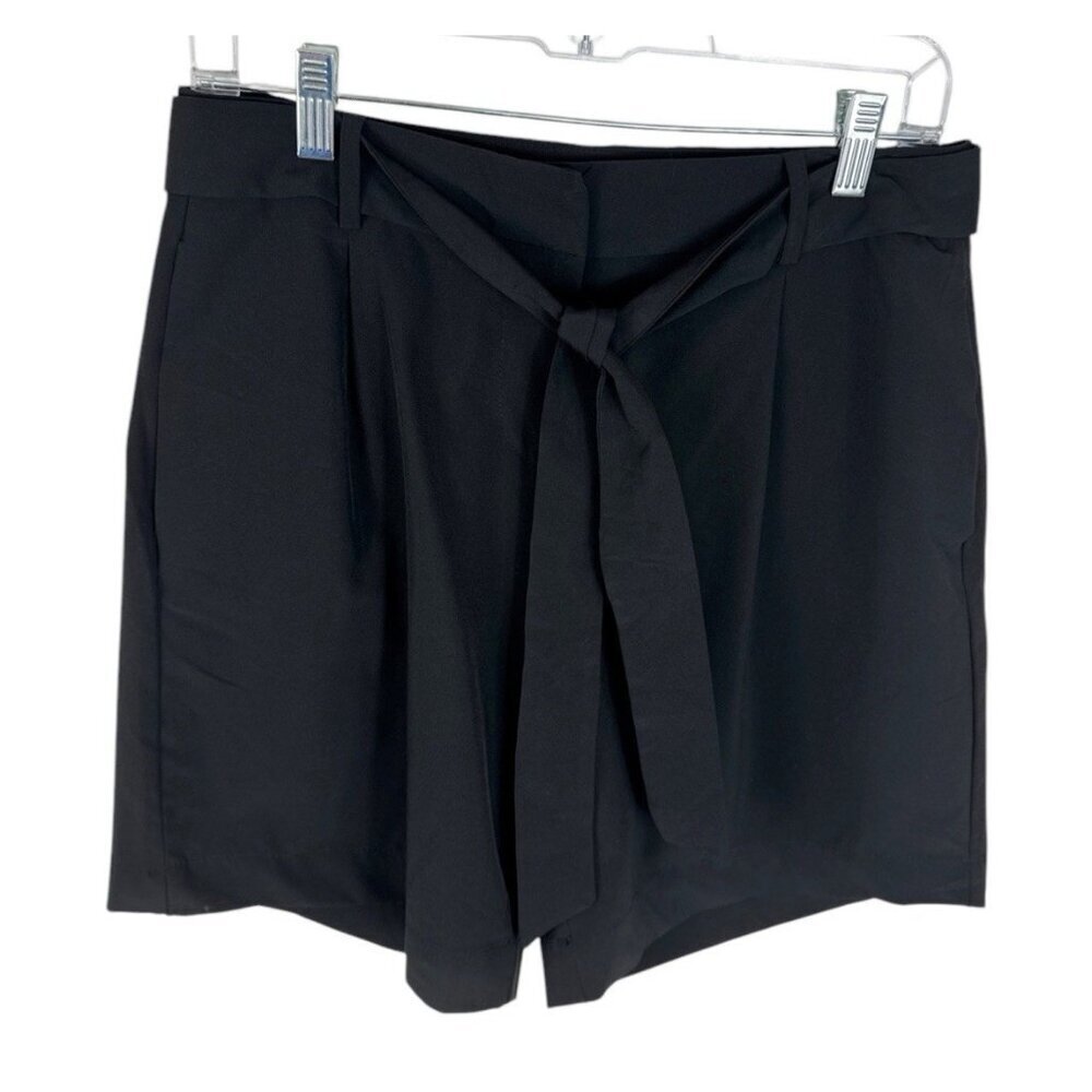 Calvin Klein Women's‎ 4 Dressy Shorts Black Pleated Belt EUC Inseam 7.5"